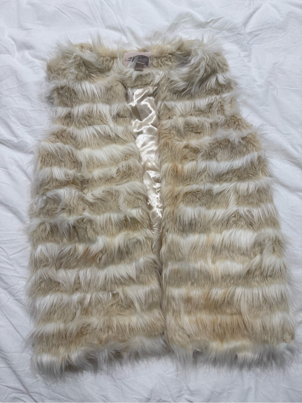 Forever 21 Cream & Beige Faux Fur Vest
